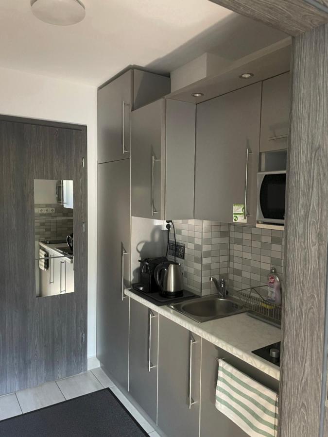 Benevia Apartments 페치 외부 사진