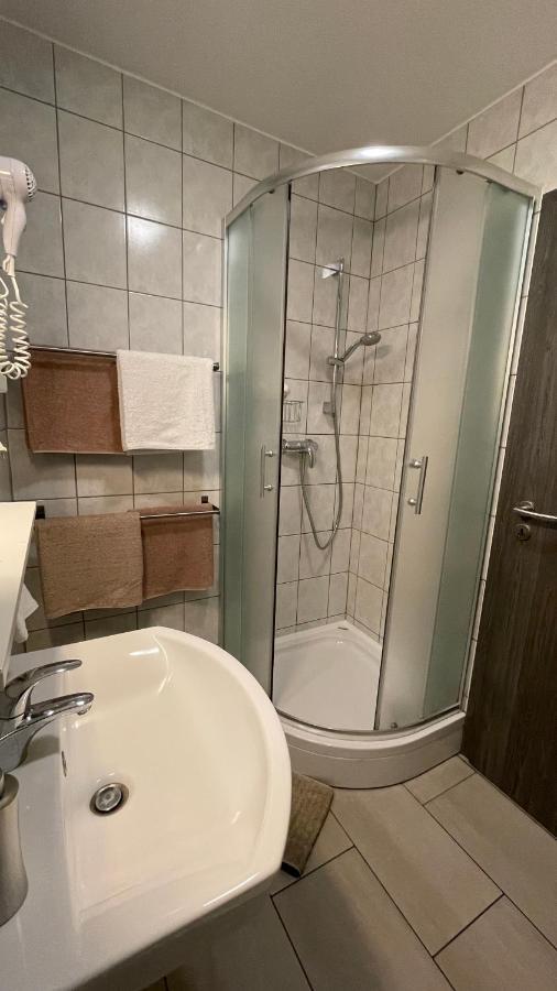 Benevia Apartments 페치 외부 사진