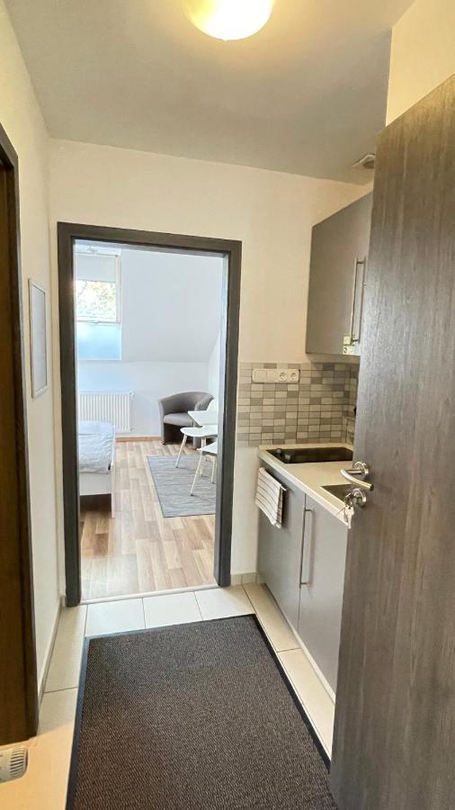 Benevia Apartments 페치 외부 사진